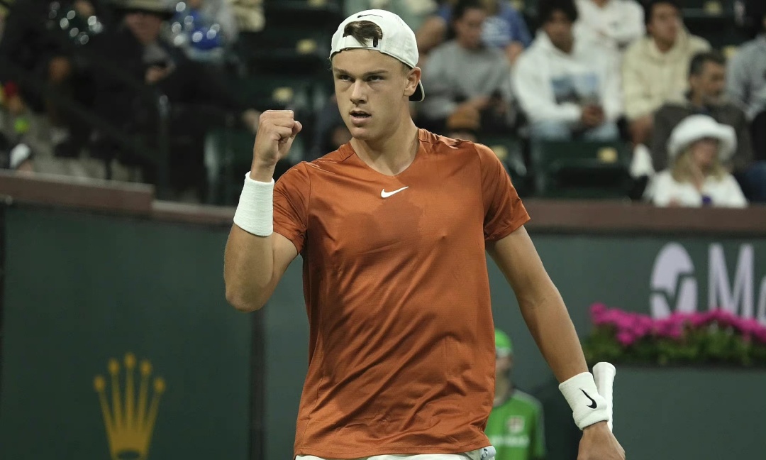 脱颖而出 脱颖而出