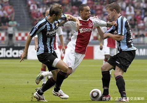 蓝军显然更 蓝军显然更