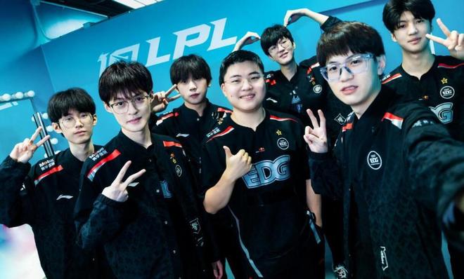 天空体育 天空体育