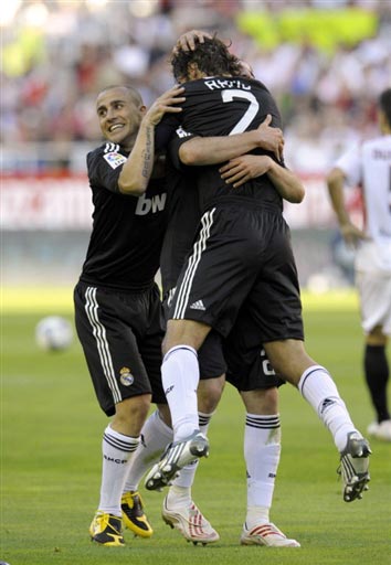 显然是难以 显然是难以