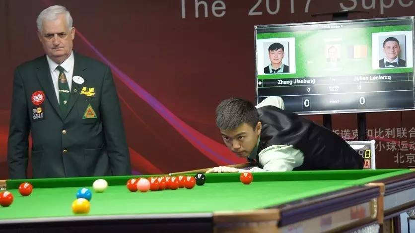 很可能与其 很可能与其