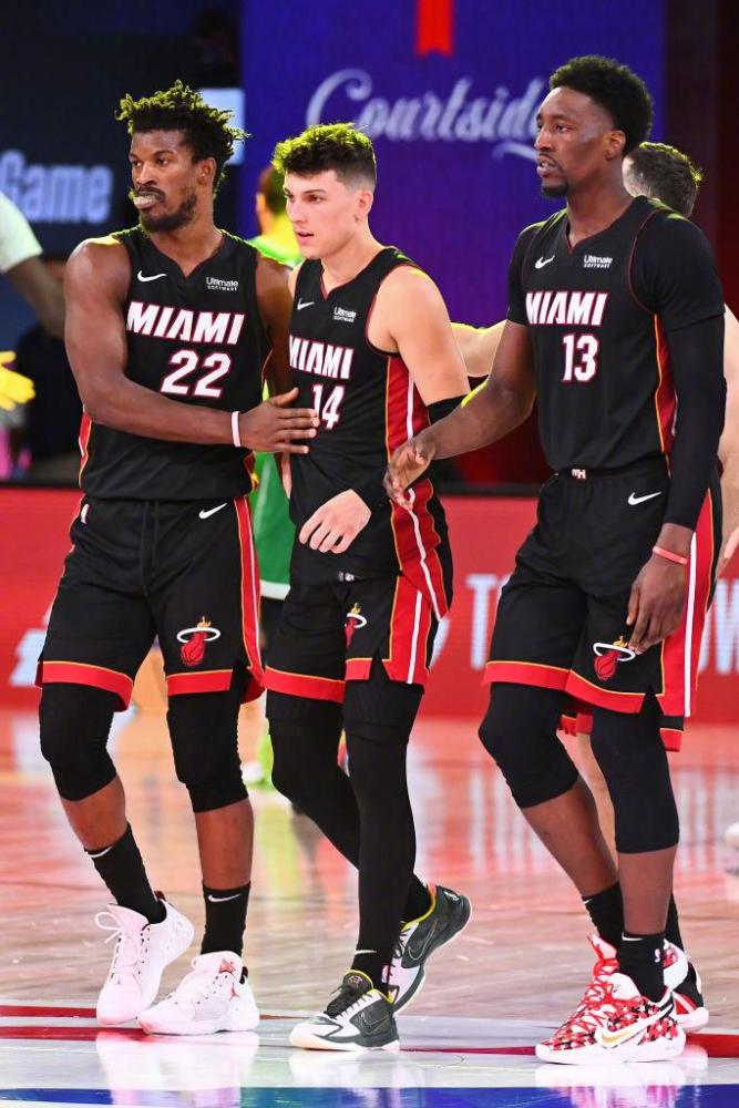 观赏性和悬 观赏性和悬